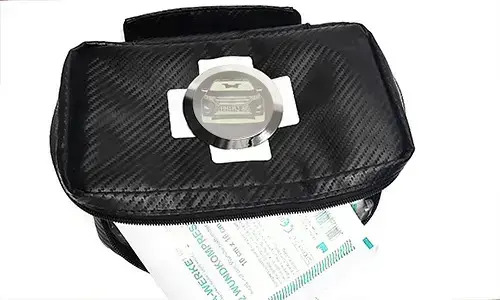 gallery-photo-first-aid-bag-car-engraving-2