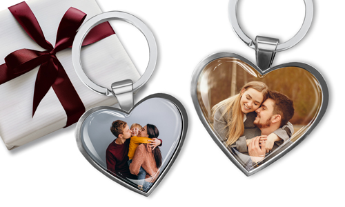 Heart-shaped keychain with a shared photo