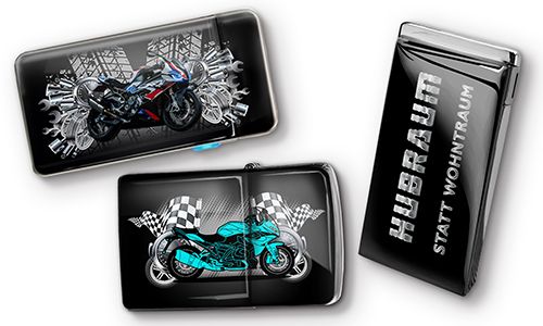 Tuning-Feuerzeug mit Motorradfoto und Nummernschild