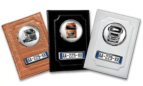 Uchwyt na dokumenty dla miłośników ciężarówek