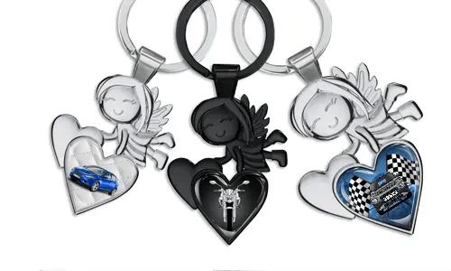 Angelo custode portachiavi cuore con auto