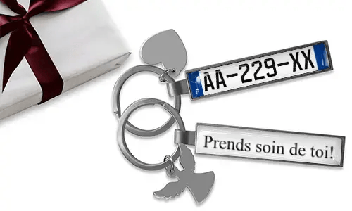 Personalized license plate keychain for grandma