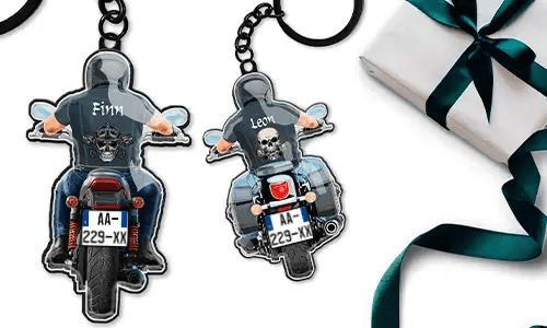 Porte-clés moto personnalisé avec prénom et plaque d’immatriculation – cadeau pour ton fils