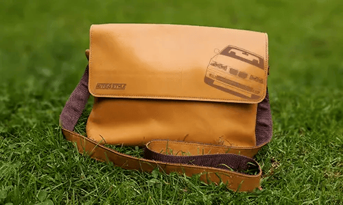 gallery-beige-leather-shoulder-bag-9