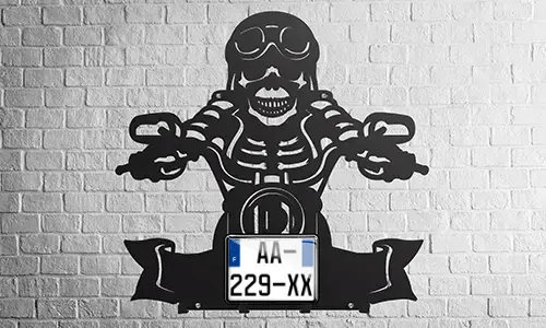 gallery-keyholder-wall-skeleton-motorcycle-rider-license-plate-text-printed-1