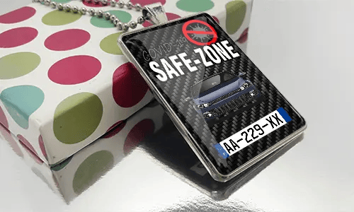 Auto-Safezone-Anhänger mit Carbon Hintergrund Safezone-Anhänge