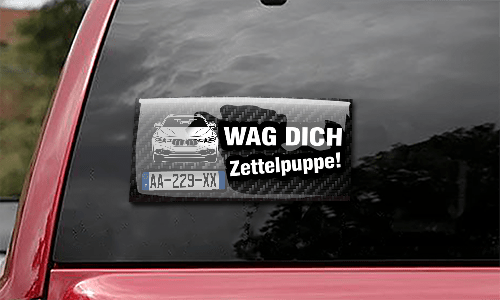 aufkleber auto WAG DICH mit Carbon Hintergrund auf dem Wagen ausgefallene autoaufkleber