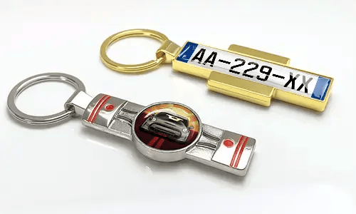 gallery-piston-keychain-3